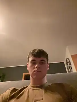 Snapshot of kevin344112 chatting on 12/19/24, 03:30 kevin344112 online show from 12/19/24, 03:30