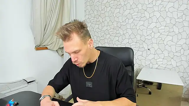 MateoBenjaminX online show from 01/06/25, 07:56