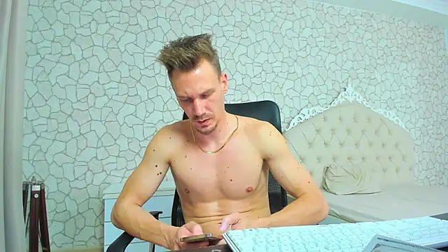 MateoBenjaminX online show from 01/10/25, 11:29