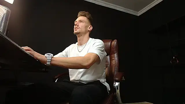 MateoBenjaminX online show from 01/14/25, 03:57