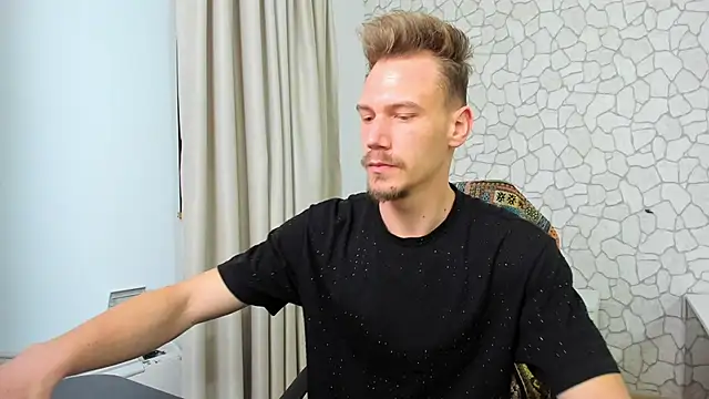 MateoBenjaminX online show from 02/02/25, 03:49