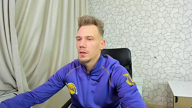 MateoBenjaminX online show from 02/04/25, 07:55