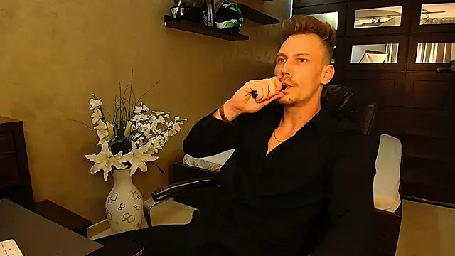 MateoBenjaminX online show from 03/18/25, 04:59