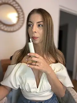 Mia Ethan online show from 11/09/25, 10:35