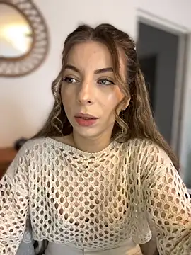 Mia Ethan online show from 11/12/25, 09:10