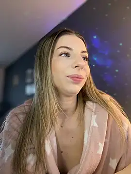 Mia Ethan online show from 04/01/26, 07:31