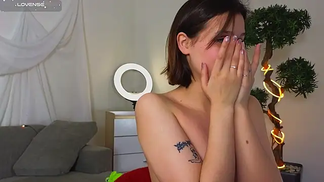 Snapshot of EthalGold chatting on 02/23/25, 09:11 EthalGold online show from 02/23/25, 09:11