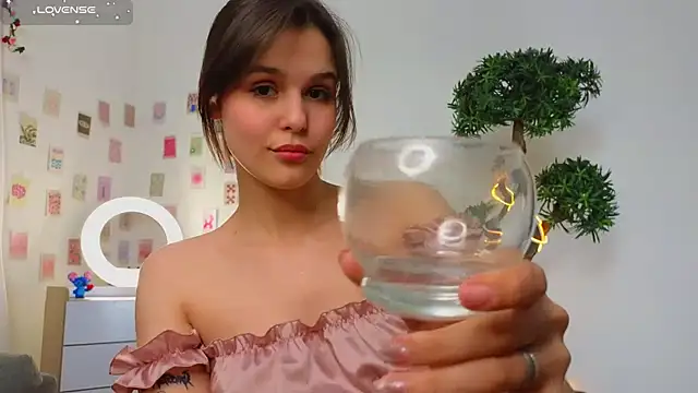 Snapshot of EthalGold chatting on 03/13/25, 09:21 EthalGold online show from 03/13/25, 09:21