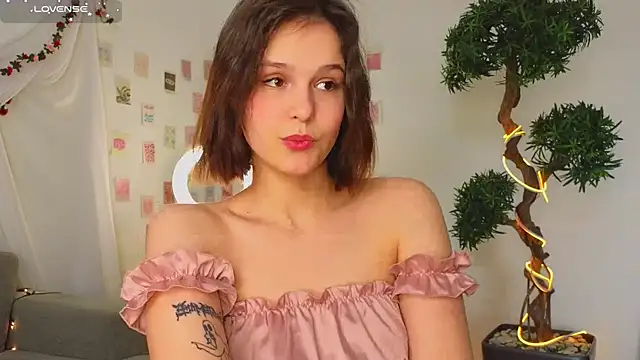 Snapshot of EthalGold chatting on 03/15/25, 03:07 EthalGold online show from 03/15/25, 03:07