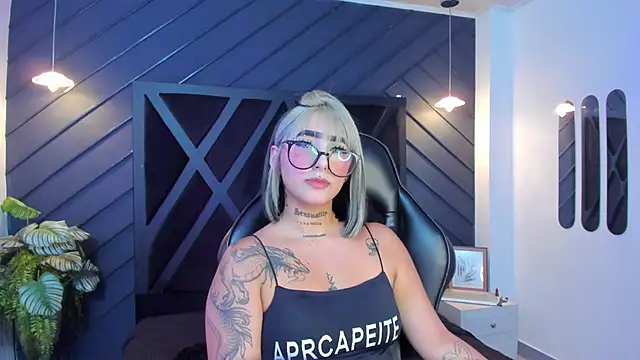 Alahia Dangelo online show from 09/09/25, 11:54