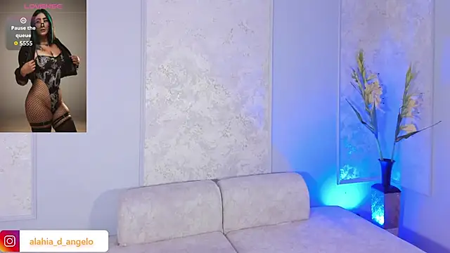 Snapshot of Alahia_Dangelo chatting on 07/12/26, 03:36 Alahia Dangelo online show from 07/12/26, 03:36