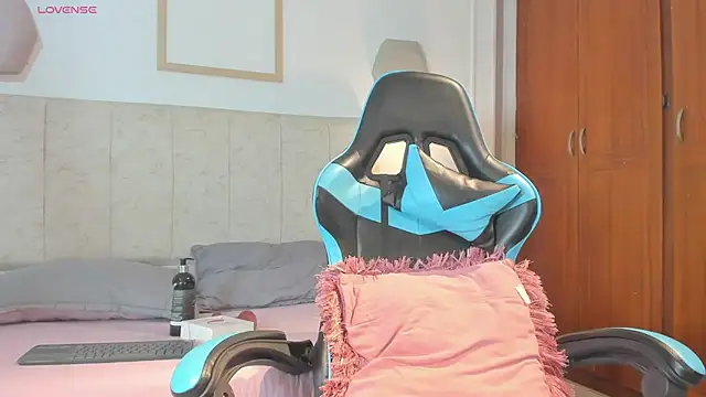  maria foxx  online show from 04/09/26, 04:12