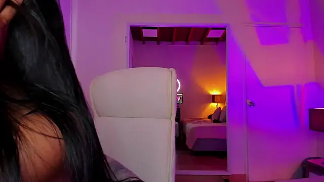 DaniRousse online show from 12/14/24, 06:30