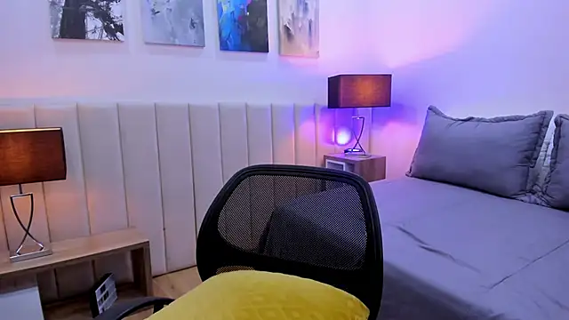 DaniRousse online show from 04/05/26, 11:24