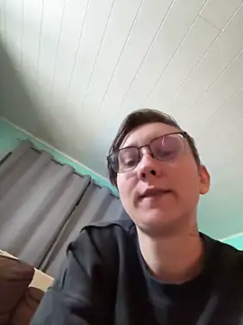 Snapshot of Tyra-Wild chatting on 01/03/25, 11:57 Tyra-Wild online show from 01/03/25, 11:57