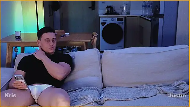 Snapshot of Justin_Hardy chatting on 07/17/26, 07:30 Justin Hardy online show from 07/17/26, 07:30