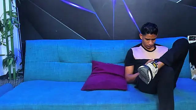 Snapshot of playsgirlhot chatting on 02/26/25, 11:15 playsgirlhot online show from 02/26/25, 11:15