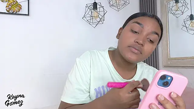 kayna gomez online show from 12/21/25, 07:32