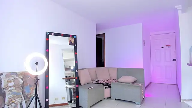 Aleja arango1 online show from 02/16/26, 09:22