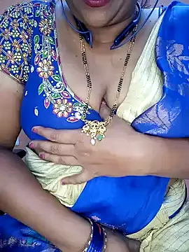 Snapshot of Sexy-Telugunayana2 chatting on 12/21/24, 01:53 Sexy-Telugunayana2 online show from 12/21/24, 01:53