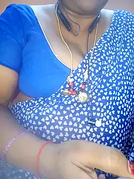 Snapshot of Sexy-Telugunayana2 chatting on 01/20/25, 06:21 Sexy-Telugunayana2 online show from 01/20/25, 06:21