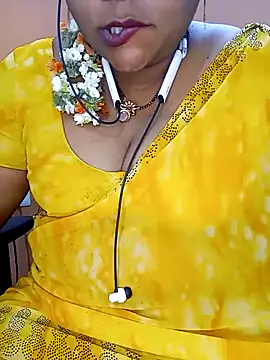 Snapshot of Sexy-Telugunayana2 chatting on 02/25/25, 05:19 Sexy-Telugunayana2 online show from 02/25/25, 05:19