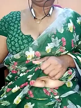 Snapshot of Sexy-Telugunayana2 chatting on 03/06/25, 06:59 Sexy-Telugunayana2 online show from 03/06/25, 06:59