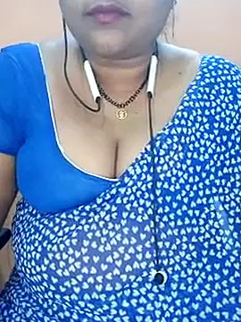 Snapshot of Sexy-Telugunayana2 chatting on 03/13/25, 06:45 Sexy-Telugunayana2 online show from 03/13/25, 06:45