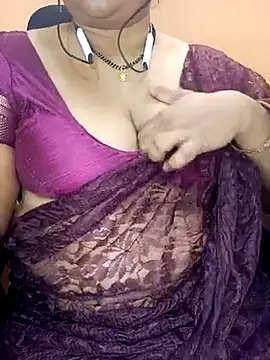 Snapshot of Sexy-Telugunayana2 chatting on 03/16/25, 11:05 Sexy-Telugunayana2 online show from 03/16/25, 11:05