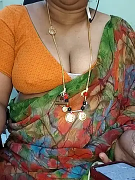 Snapshot of Sexy-Telugunayana2 chatting on 12/13/25, 07:53 Sexy-Telugunayana2 online show from 12/13/25, 07:53