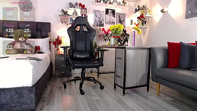 Carlajohnson online show from 10/17/25, 12:14