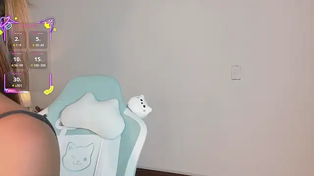 ahvi ebony online show from 02/10/26, 12:53