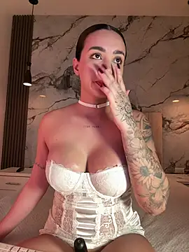 Pink Jazmin online show from 07/01/26, 01:07