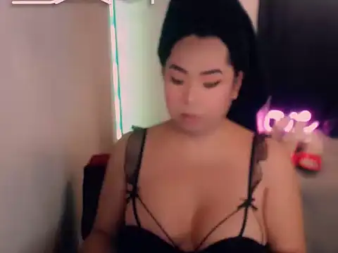 Nathalie Heartxoxo69 online show from 03/22/26, 01:14