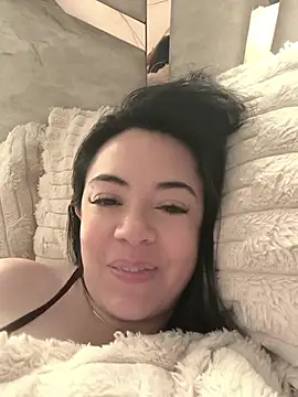 Bella fournier online show from 04/03/26, 08:34