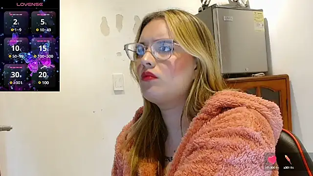 kendallclarkk03 online show from 02/13/25, 08:17