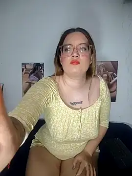 kendallclarkk03 online show from 02/26/26, 12:09