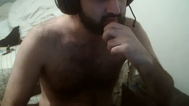 Snapshot of rampartzz chatting on 03/05/25, 04:45 rampartzz online show from 03/05/25, 04:45