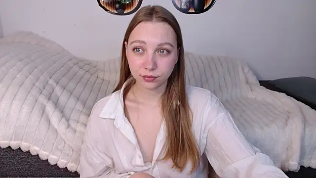 bellaa love  online show from 04/06/26, 12:19