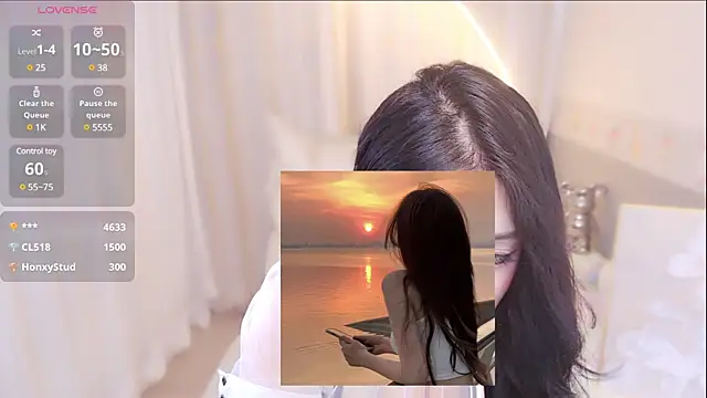 Snapshot of xiaoxiaoguaibao chatting on 12/14/24, 07:46 xiaoxiaoguaibao online show from 12/14/24, 07:46