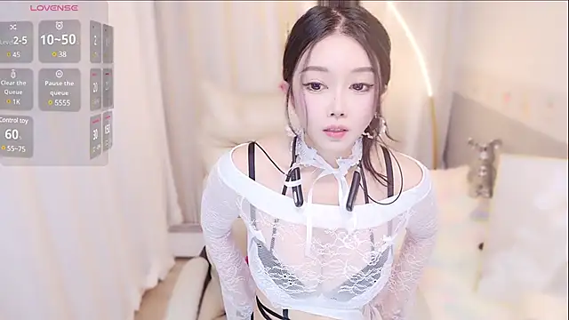 Snapshot of xiaoxiaoguaibao chatting on 01/06/25, 08:24 xiaoxiaoguaibao online show from 01/06/25, 08:24