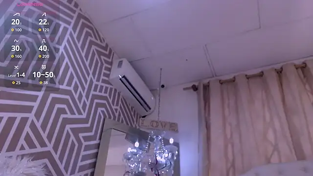 SashaDurante online show from 04/07/26, 01:00