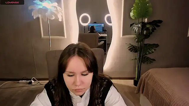 Alisia Mars online show from 10/12/25, 05:28