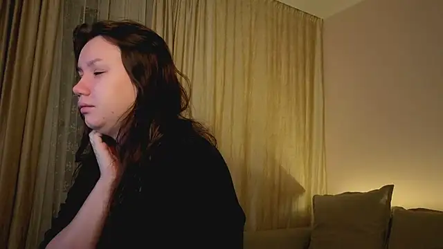 Alisia Mars online show from 11/14/25, 04:22