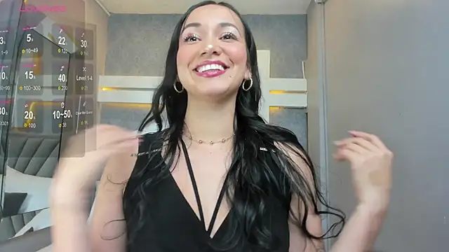 Snapshot of JessicaMilan chatting on 03/19/25, 04:03 JessicaMilan online show from 03/19/25, 04:03