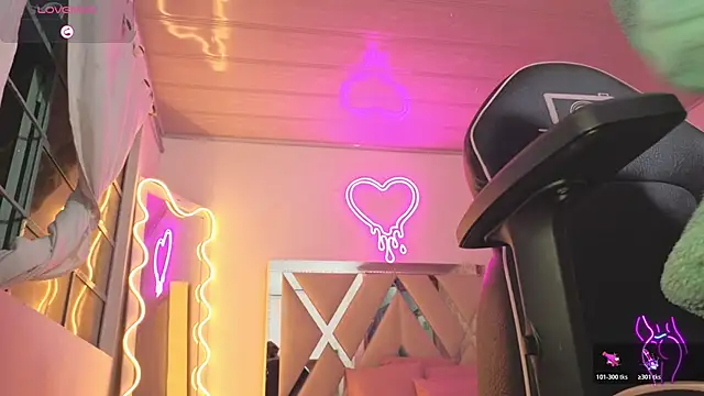 Laylafoxy tay online show from 10/24/25, 03:14