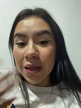 Im Valen Cute online show from 01/04/25, 12:27