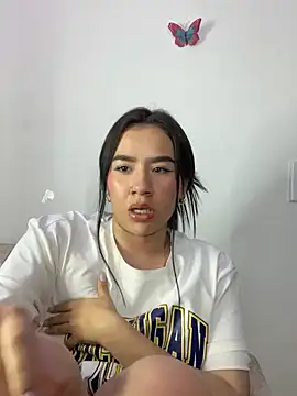 Im Valen Cute online show from 01/04/25, 03:29