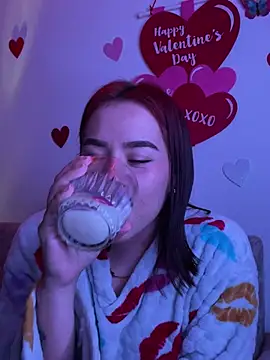 Im Valen Cute online show from 02/10/25, 02:30