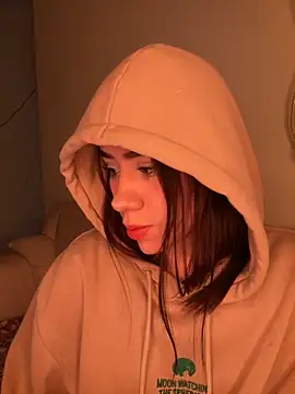 Im Valen Cute online show from 10/01/25, 12:49